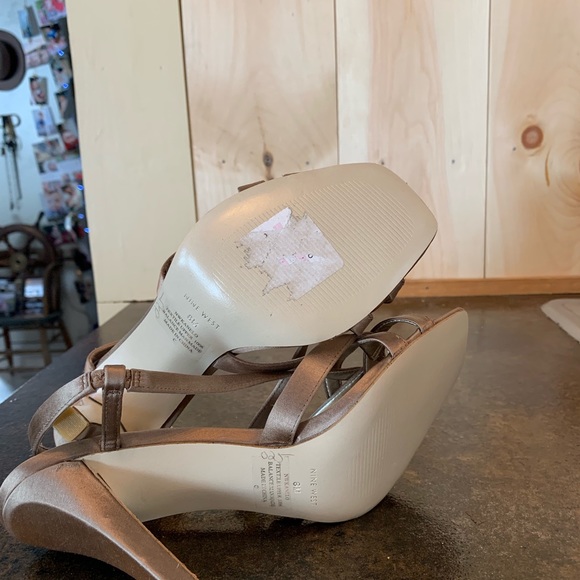 🌈 Nine West Strappy dress shoes - Picture 5 of 6